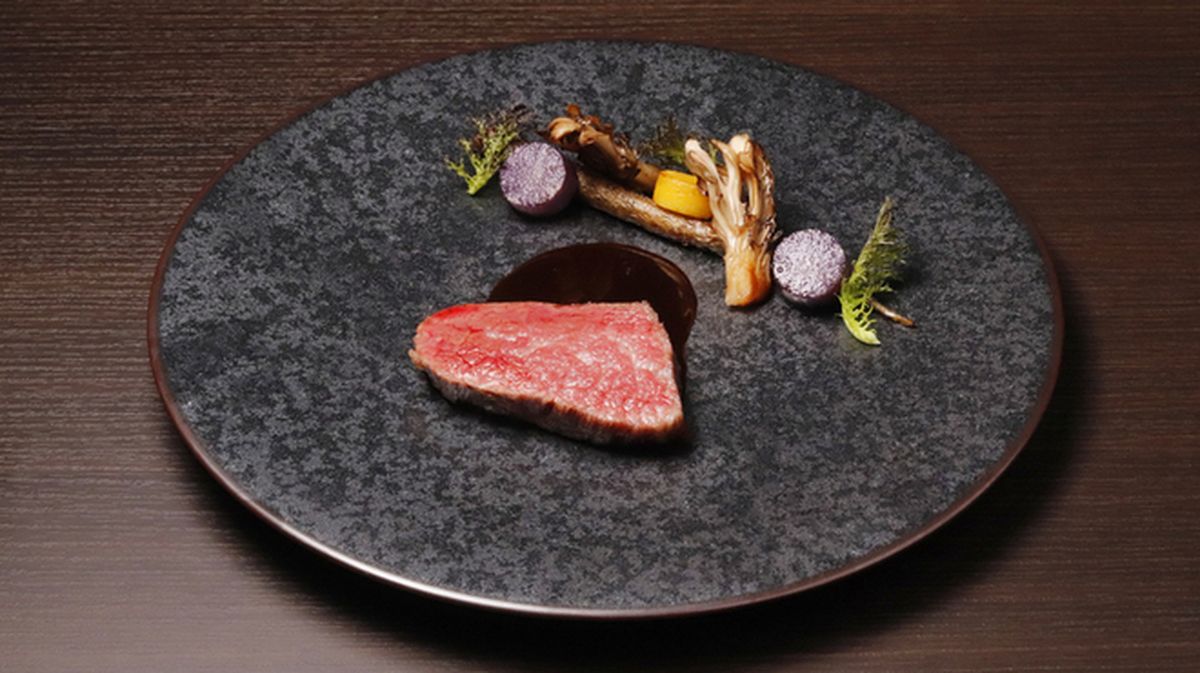 精枠フランス料理 RESTAURANT L'ESPRIT DE CHEVALIER （レストラン レスプリ ド