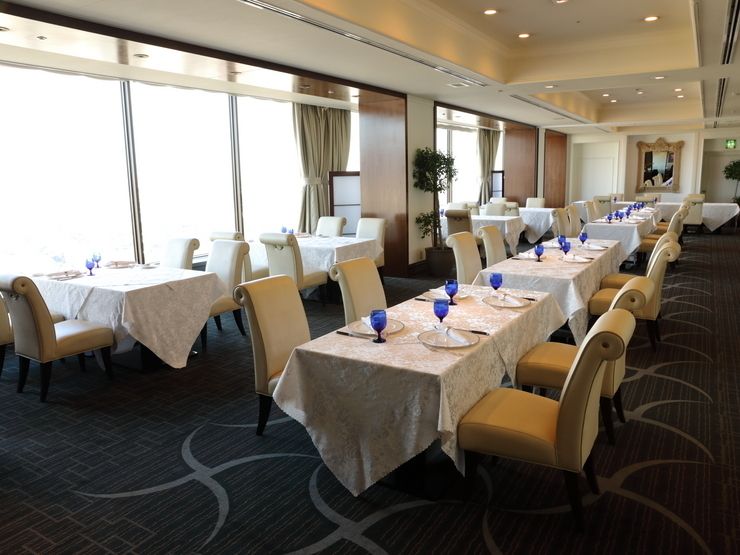 TOP RESTAURANT FOUR SEASONS