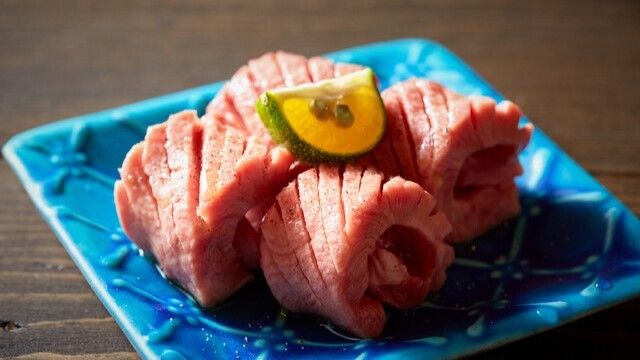 Okinawa Kominka Shichirin Yakiniku Onnasondakara.