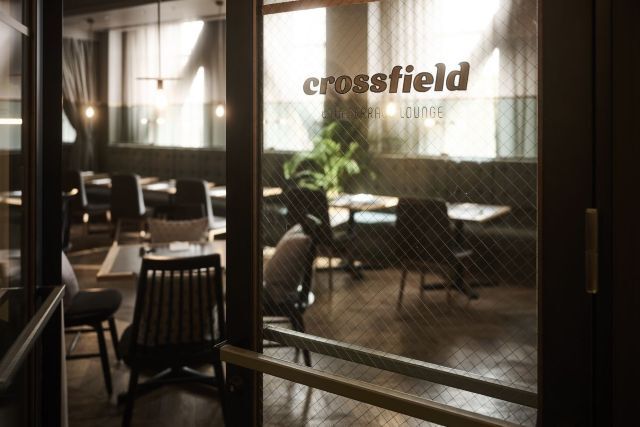 crossfield with TERRACE LOUNGE