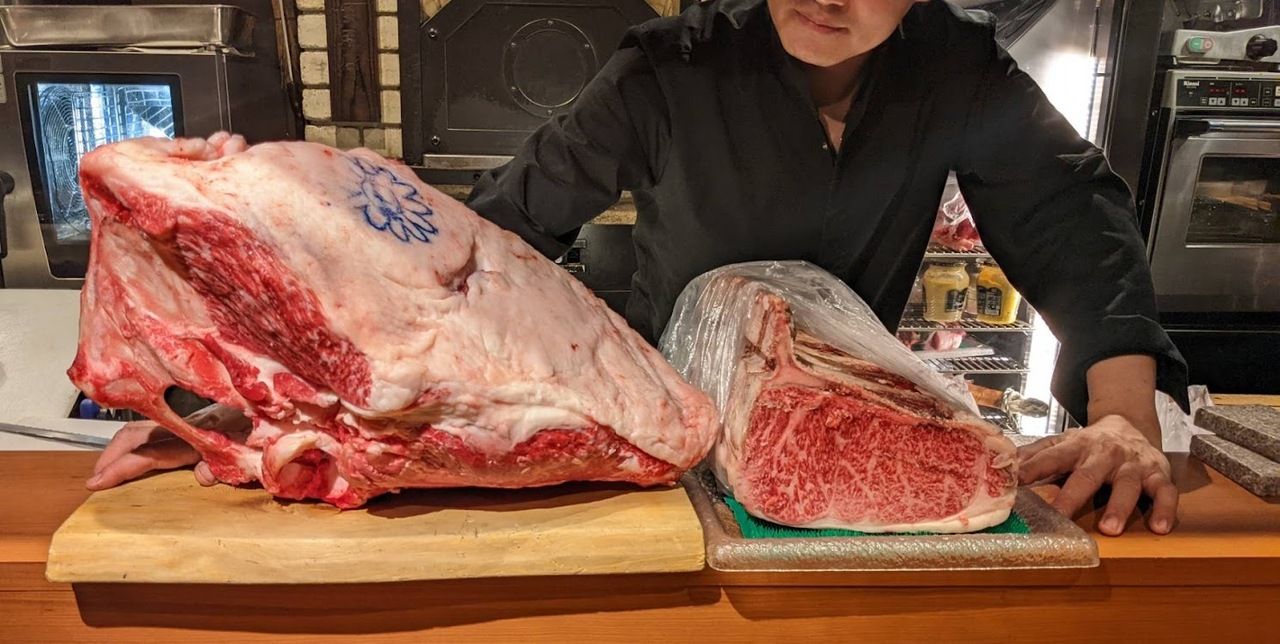Course selection (choose your main steak while looking at it right in front of you)