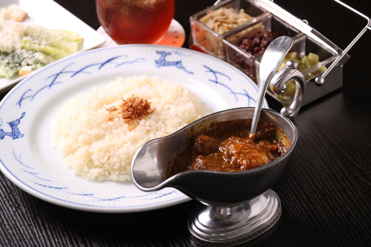 三笠会館のインド風チキンカレー