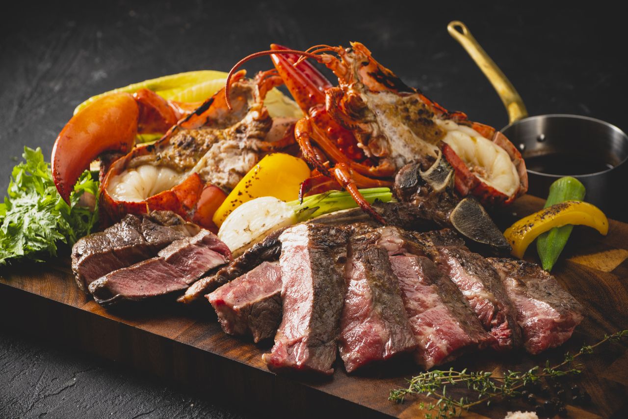 T-Bone Steak & Grilled Homard Course  (for 2 persons)