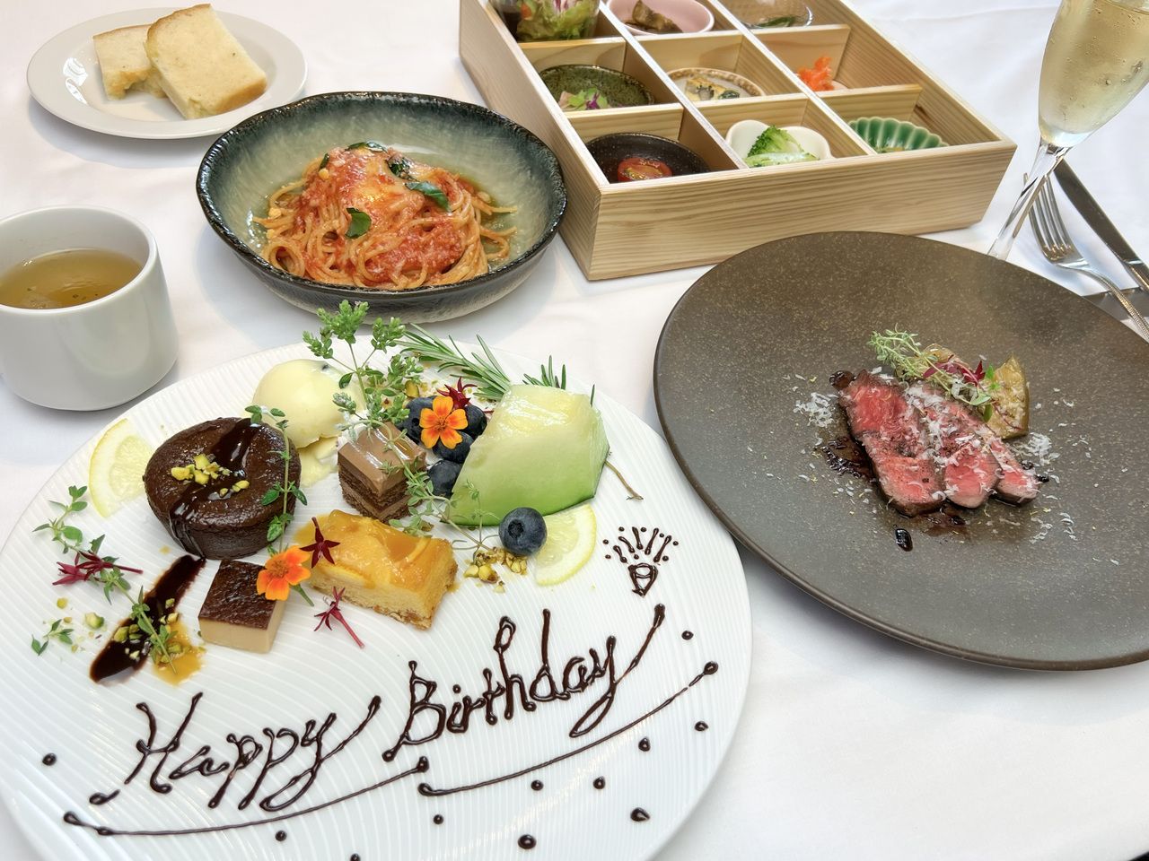[Lunch] Anniversary Lunch Course [Soup bar & drink bar included]