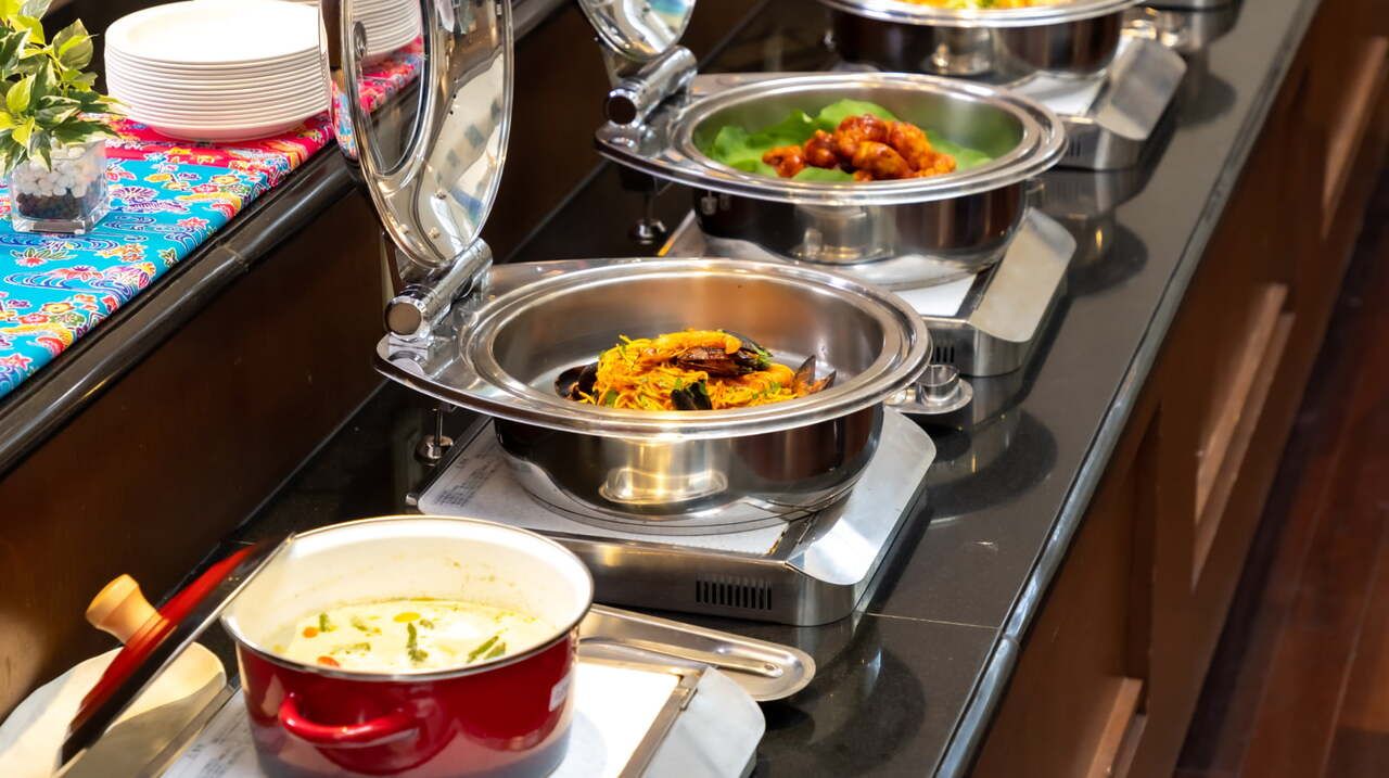 Lunch buffet adult