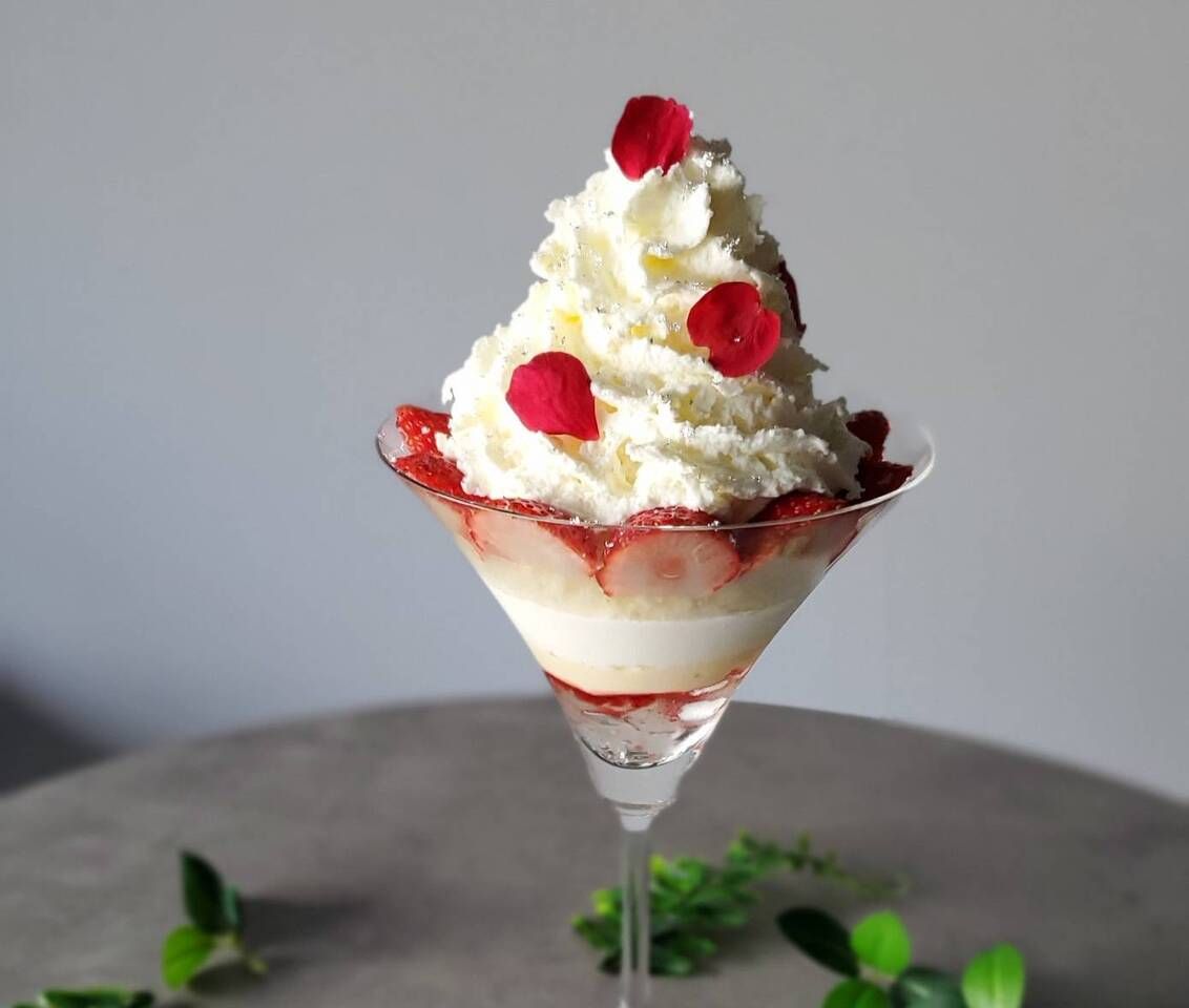 Strawberry shortcake parfait 