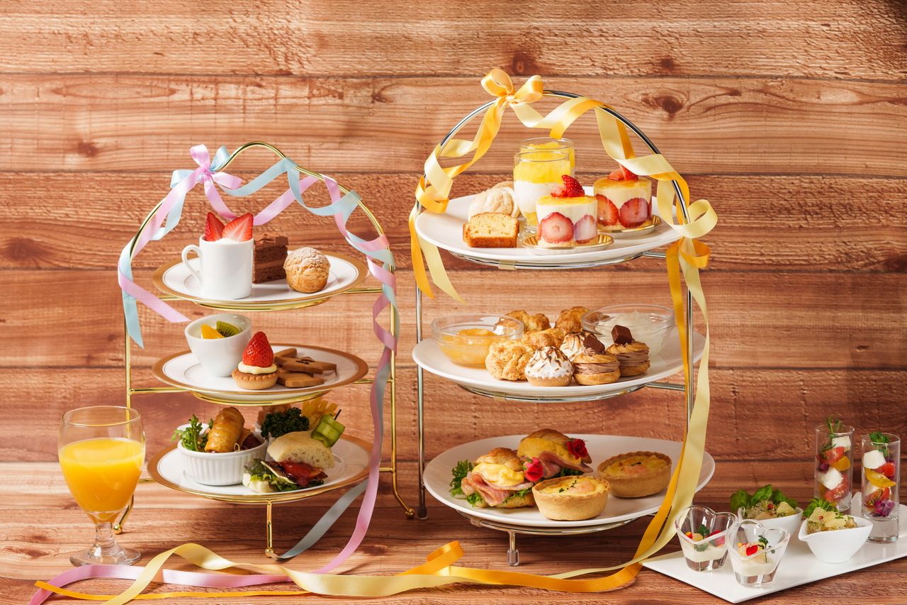 親子アフタヌーンティー（大人1名＆小人1名のセット）　10,000円※追加料金　大人1名7,000円、小人1名3,000円 ※小学生以下のお子様が対象です