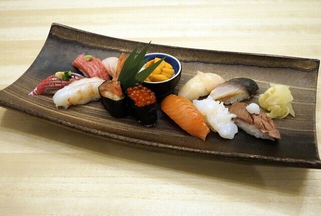【Lunch 90 minute system only】12 Nigiri Nigiri "TAKUMI" This is Ezo-mae Sushi, a collection of Hokkaido ingredients.