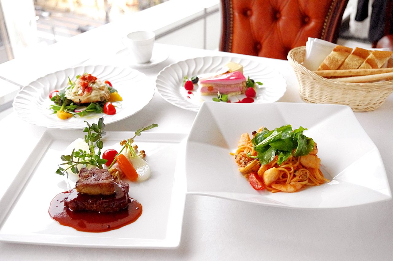 午餐套餐 A — 共4道菜 ¥6,600