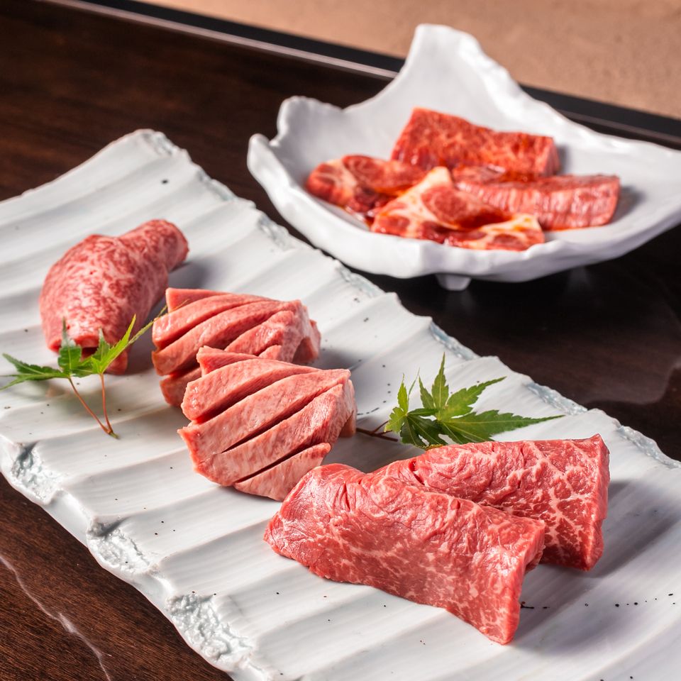 [All-you-can-drink including champagne for 2.5 hours] ☆Our standard course with charcoal grilled dishes as the main course + premium all-you-can-drink plan (150 minutes)