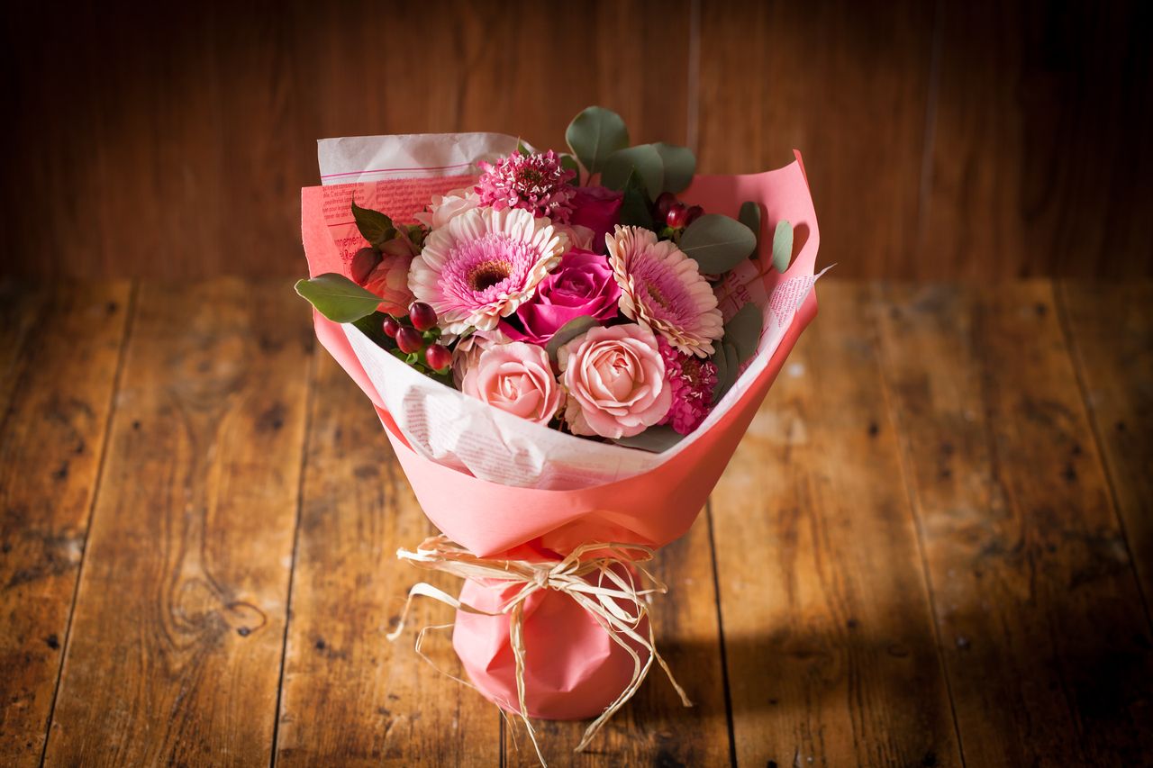 ◇お食事のご予約と一緒にご注文ください◇【フラワーアレンジメント】花束A