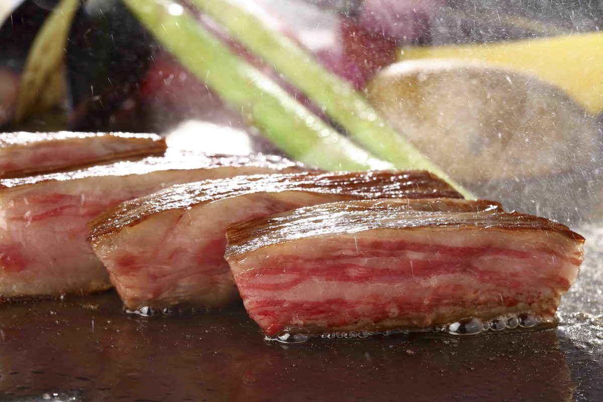 WEB限定【牛排丰富的午餐】