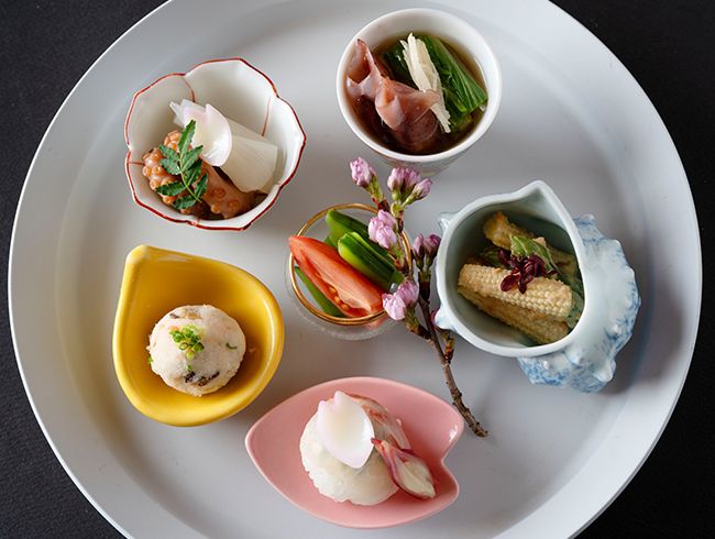 Kaiseki: Nadeshiko (table seating)