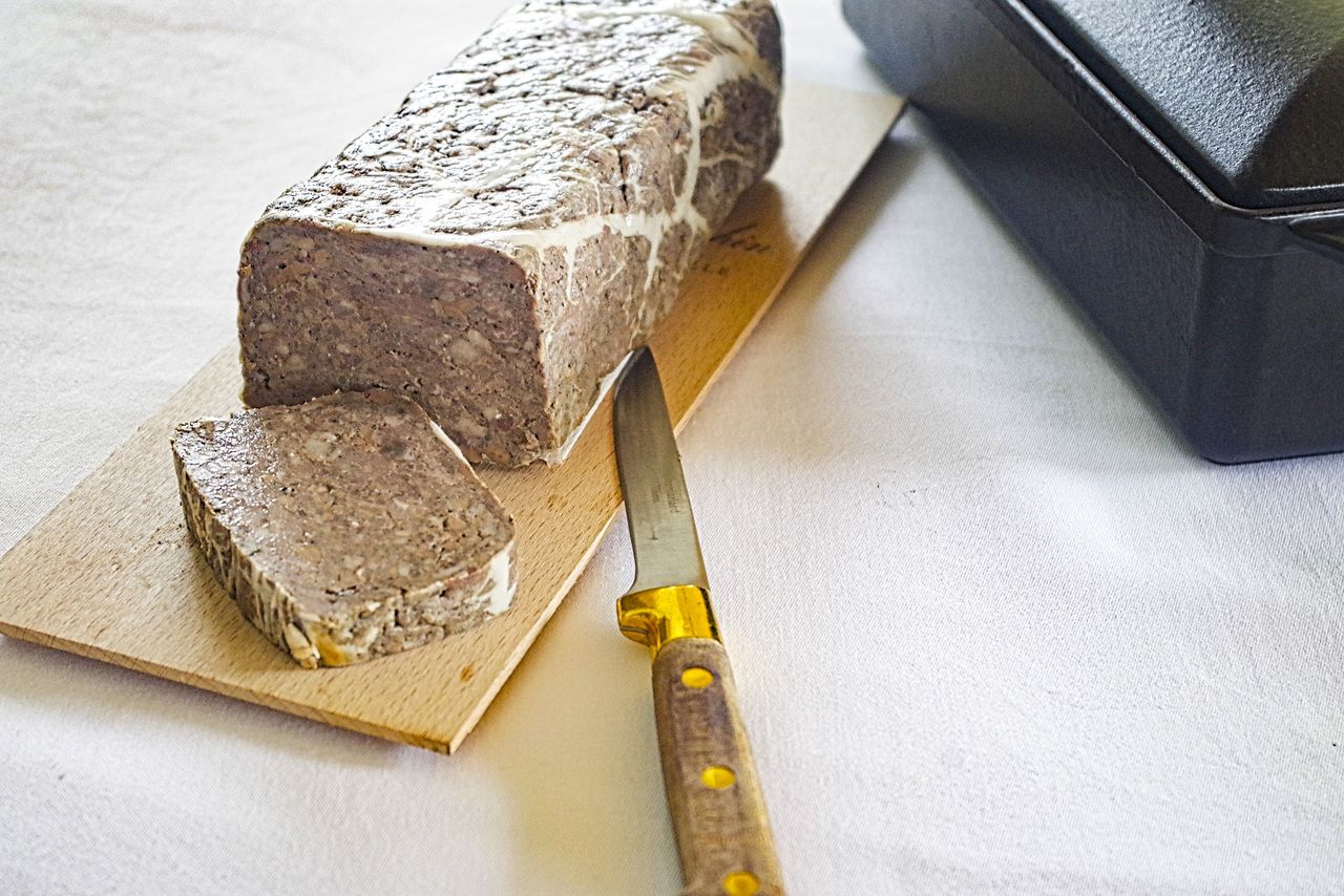 [Lunch Chef's Choice Course] 2 appetizers, main course, dessert, total of 4 dishes + 1 drink