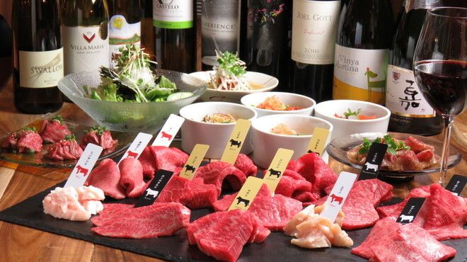 スペシャルコース 　週末のおすすめ飲み放題付きプラン【3時間飲み放題付きプラン】～3種から1種類選べる熟成肉の焼きすき　奥久慈卵付きスタッフがお焼き致します【18品】