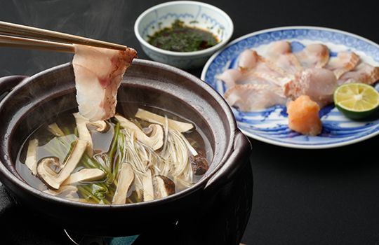 ＜テーブル席＞料理長特別懐石