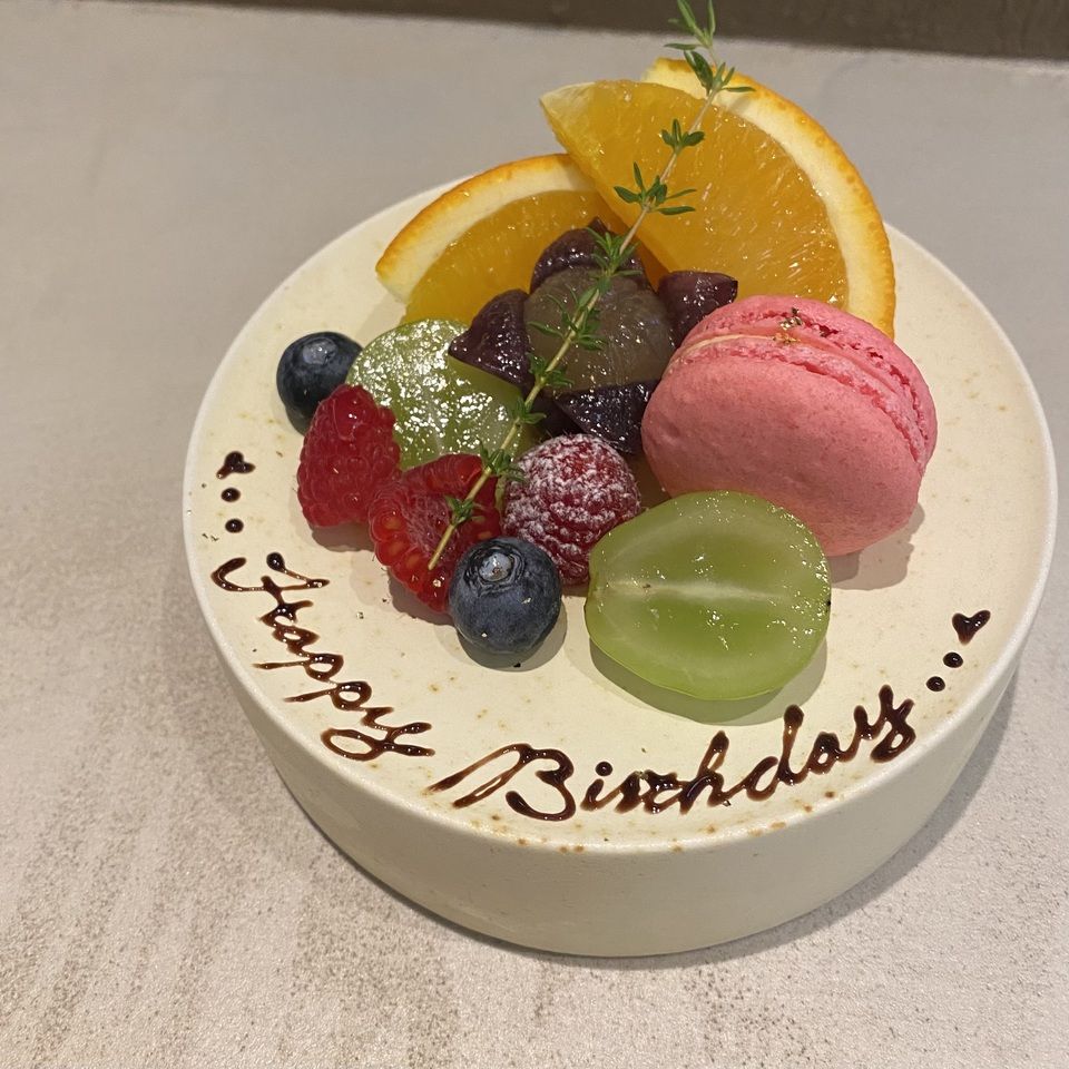 Dessert plate (assorted fruits)