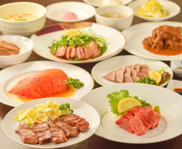 B course: Food only, 8 dishes, 7,700 yen