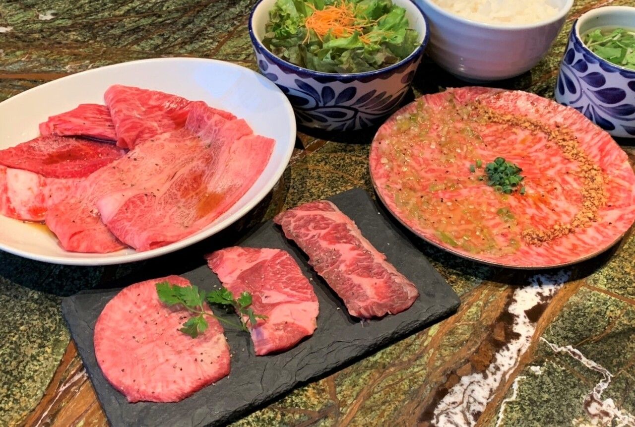 Our most popular lunch course — includes yukhoe (Korean seasoned raw beef)