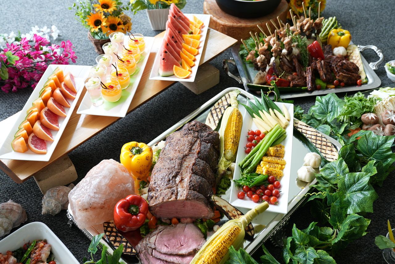 Dinner (17:45) Dinner buffet: Mikuni Kaido Taste Tour [Dinner plan available]