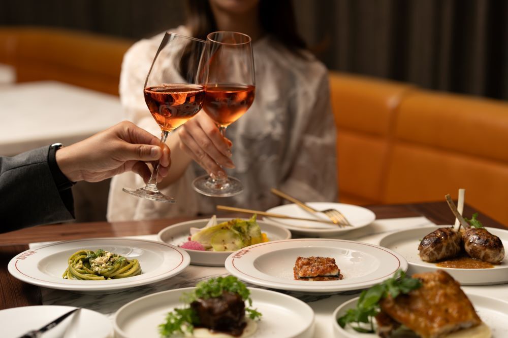 【乾杯スパークリングワイン付】 Chef’s Dinner Course (春季限定) 全7品
