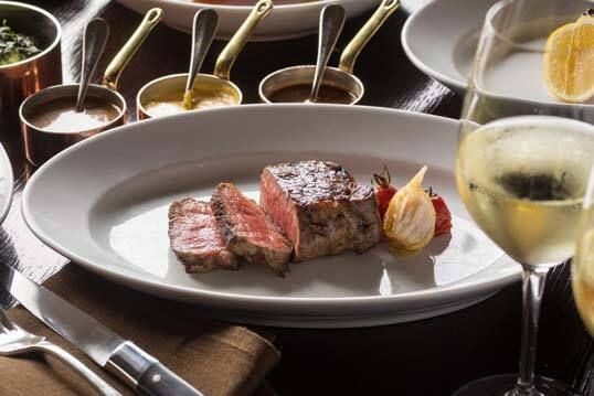 【ツアー オブ ジャパン】北海道産テンダーロインなど前菜からデザートまで日本各地の食材を味わうコース