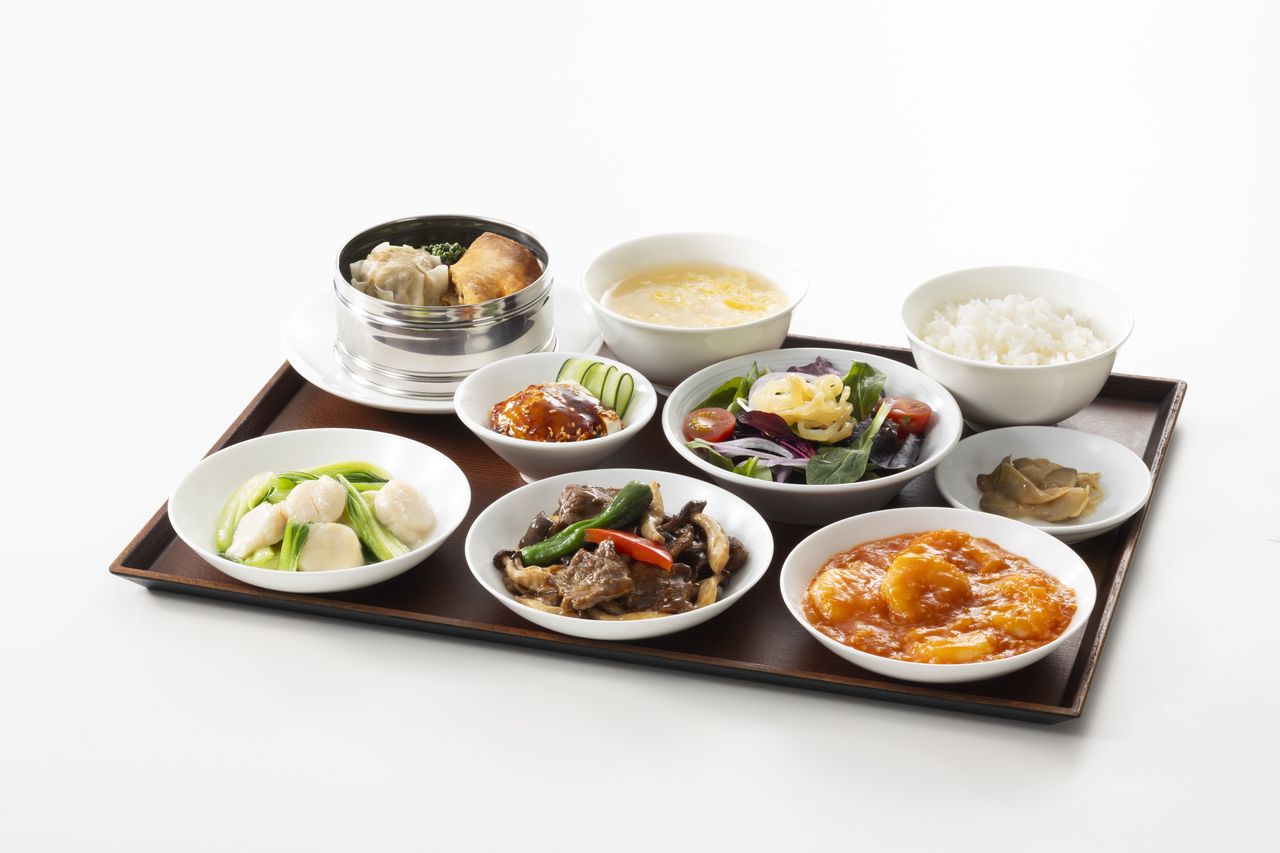 小皿定食　 4/1～