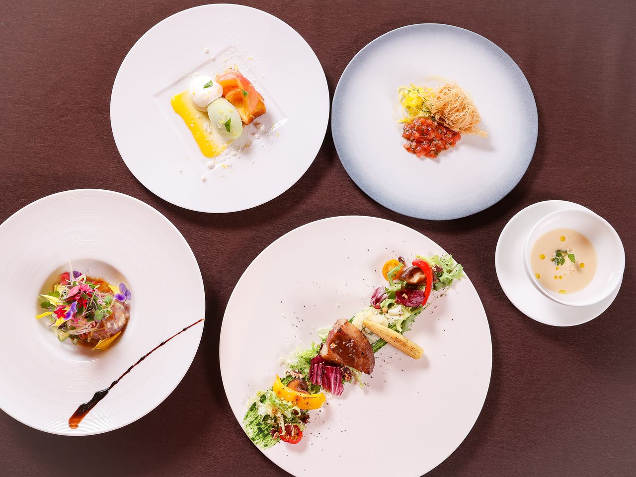 Makan Siang "LA MER Baru"