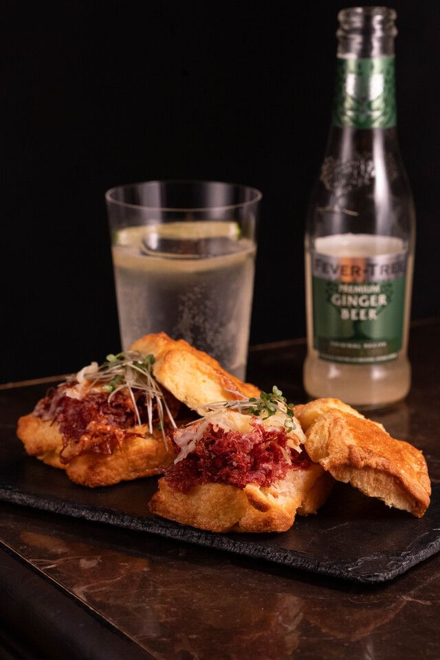 Corned Beef Scone [1 piece] (Bar time)