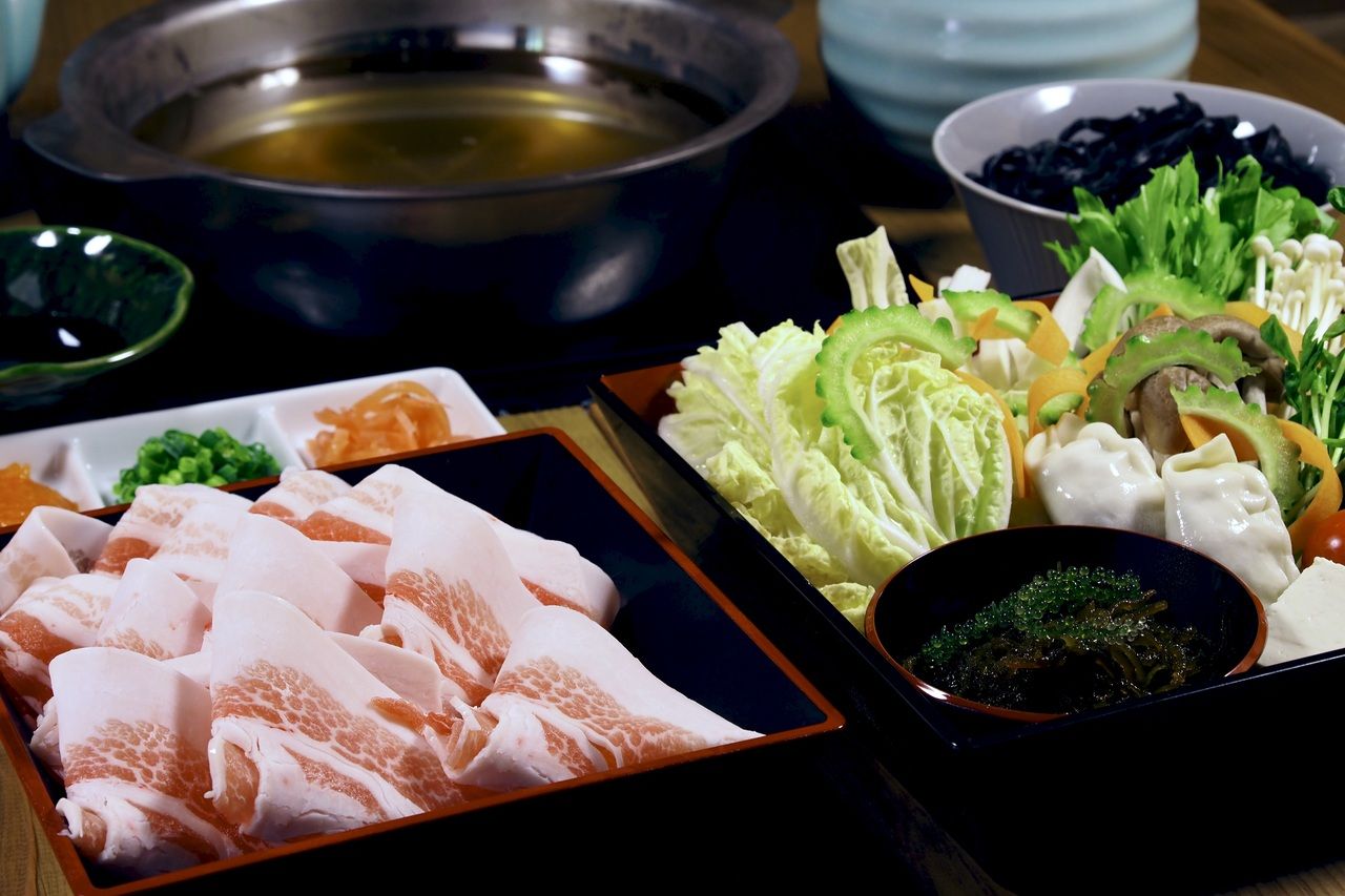AGU Pork Shabu-shabu ALL-YOU-CAN-EAT 