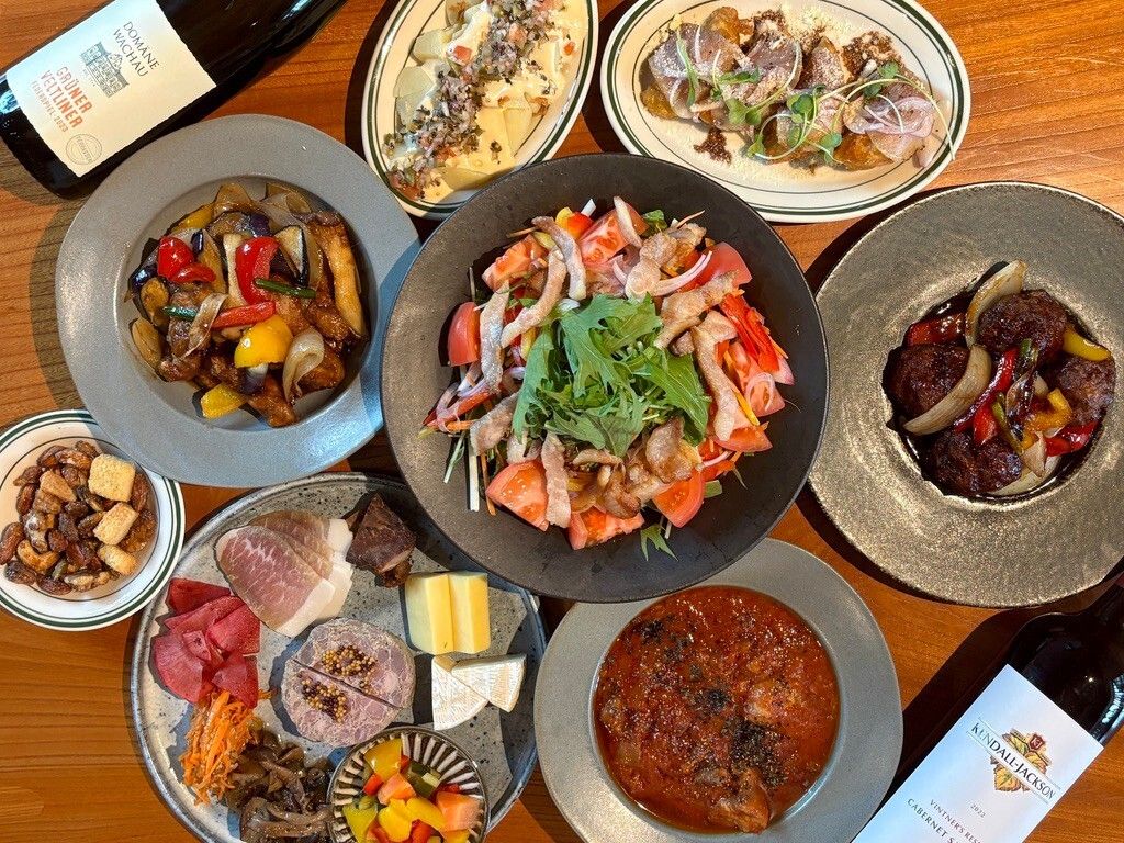 6 Seasonal Dishes + All-You-Can-Drink Course