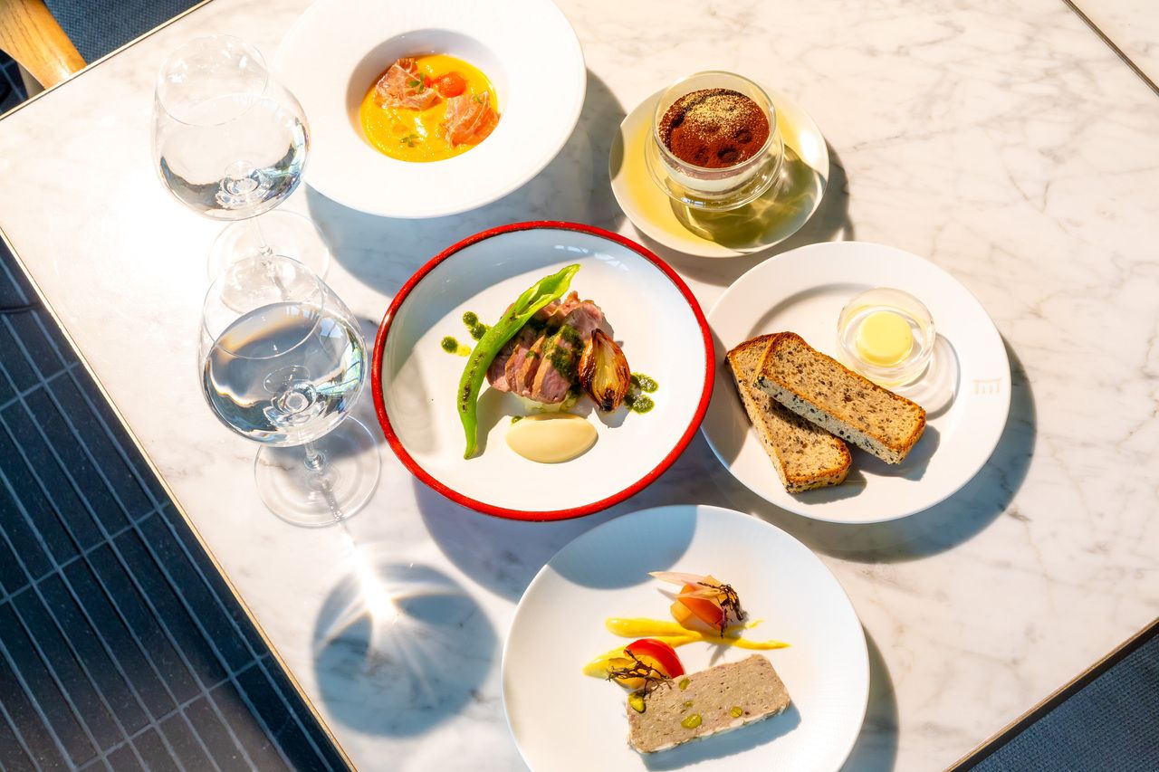 Riverside Lunch Menu