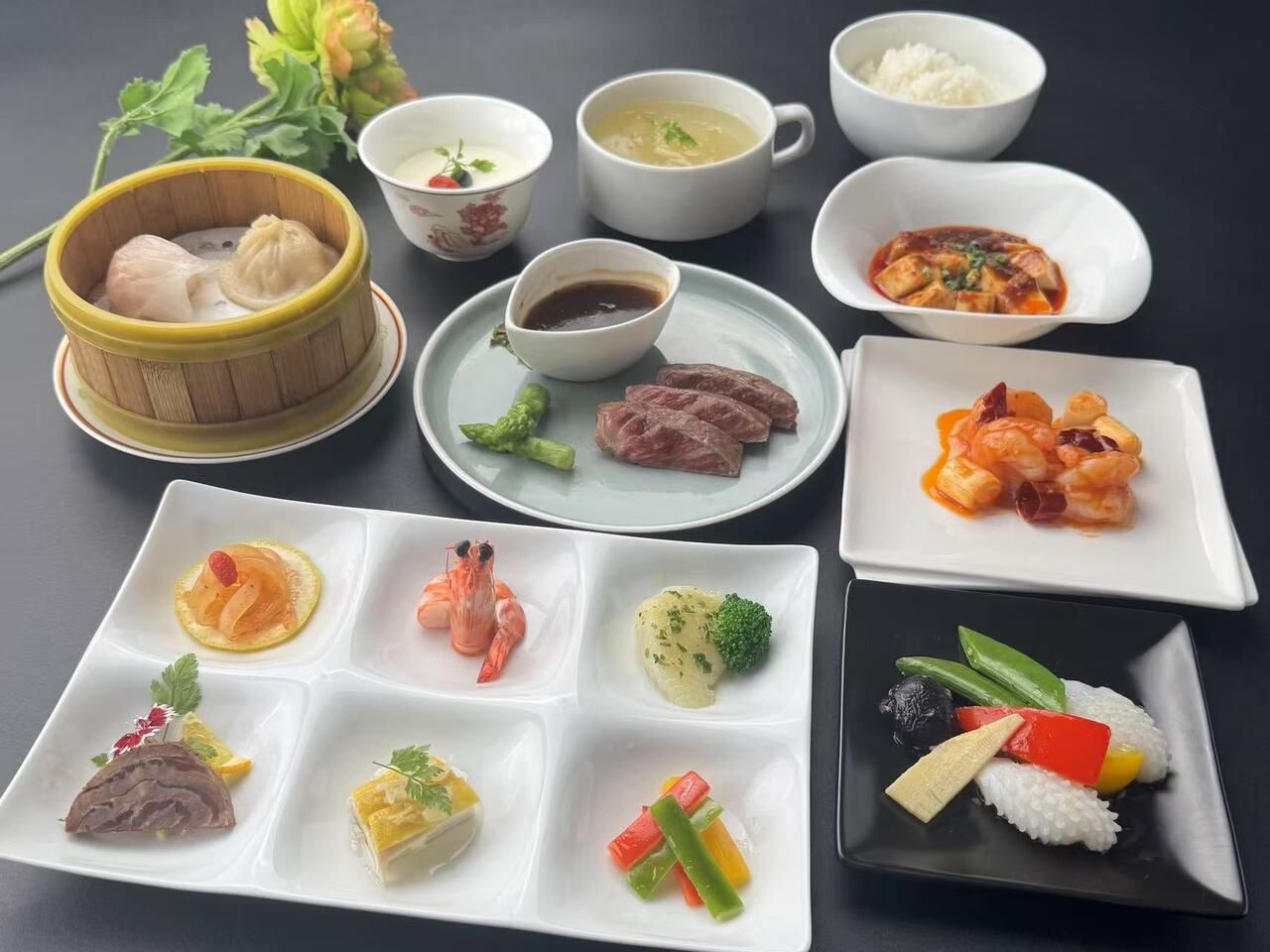 【2H飲み放題付】黒龍コース～和牛ステーキ、フカヒレと冬瓜のスープ、車海老の炒めなど全8品。ワンランク上のご会食に～