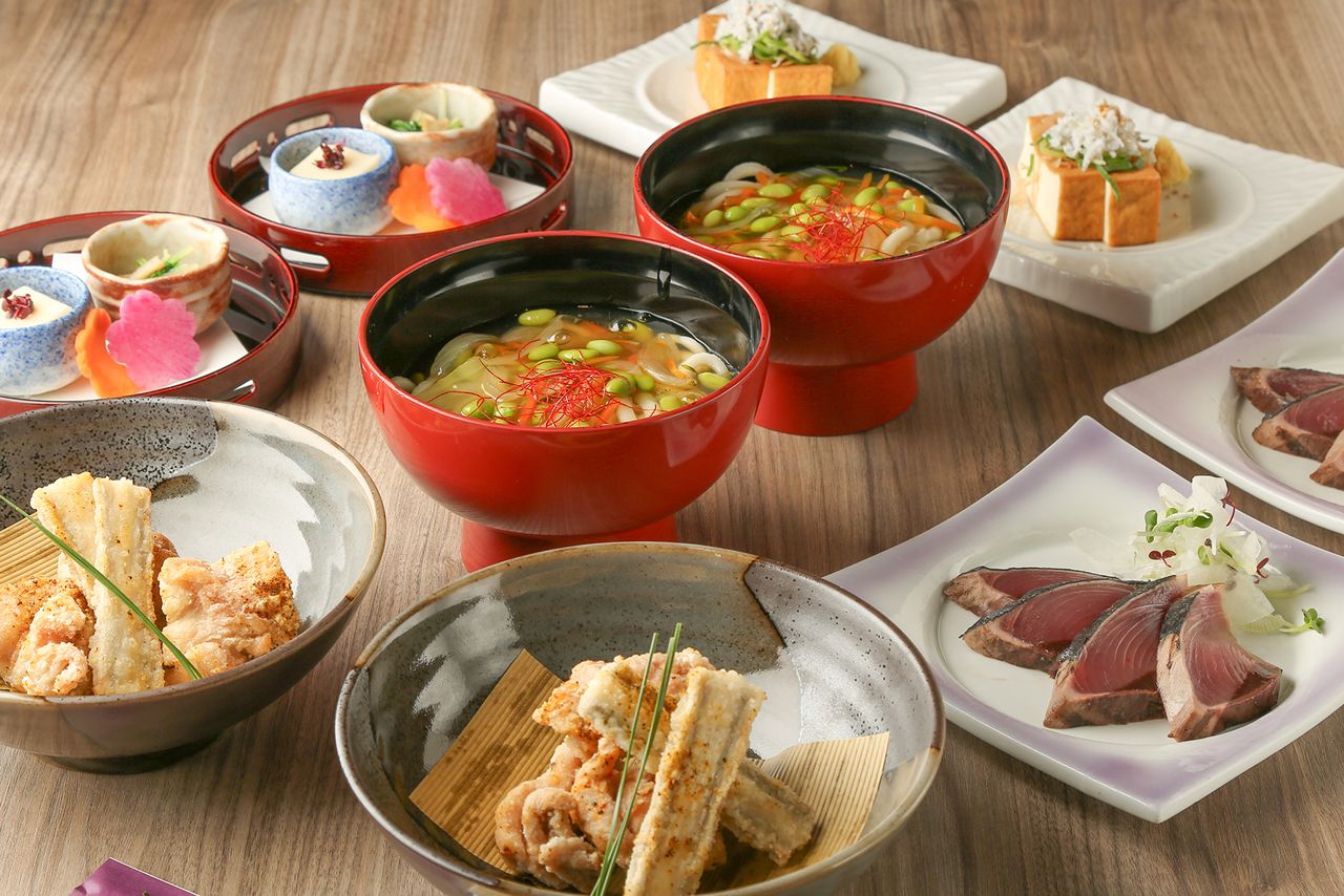 [Banquete de Primavera] Desfrute de peixe fresco entregue diretamente dos portos de pesca contratados! Plano casual com 120 minutos de bebida à vontade