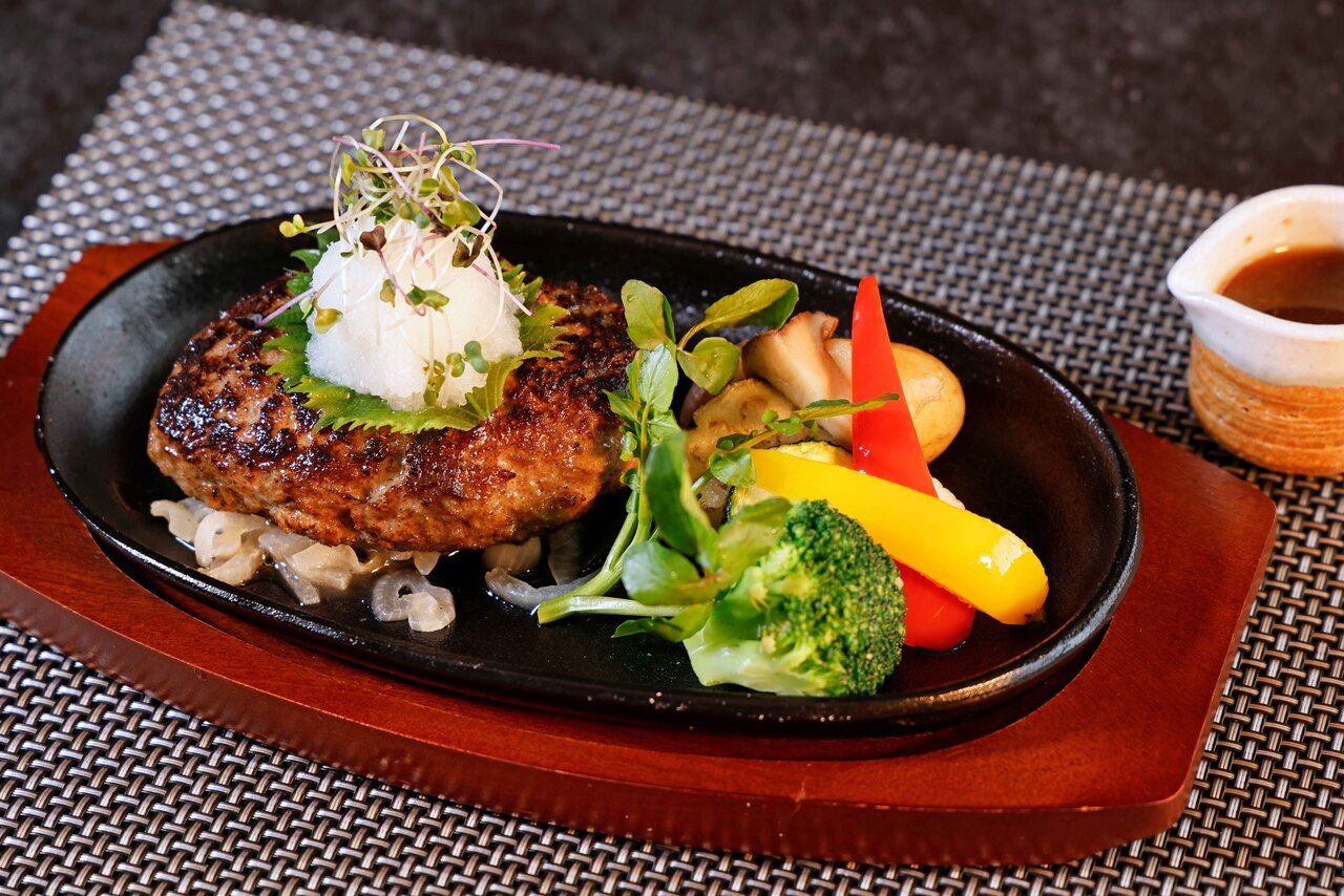 Tochigi Kirifuri Kogen Beef Hamburger Steak