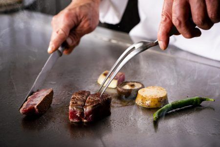 Déjeuner côtelette de bœuf — uniquement en semaine