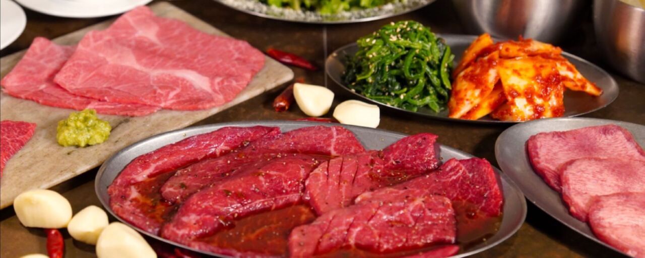 Kuroge Wagyu “Thick-Cut Lean Steak” Course (2-Hour Free Flow Drinks Included)