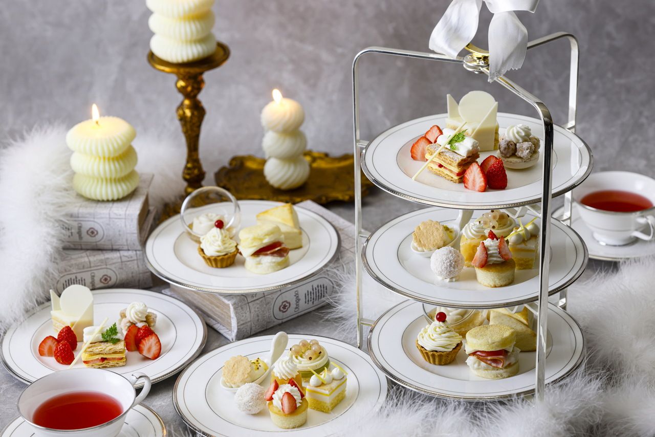 『ホワイトアフタヌーンティー セット』11-12月