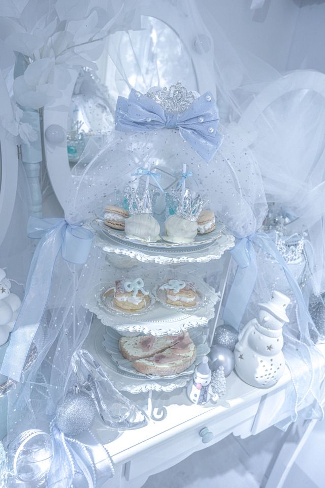 ❄️✳︎𝒞𝒾𝓃𝒹ℯ𝓇ℯ𝓁𝓁𝒶 𝒞𝒽𝓇𝒾𝓈𝓉𝓂𝒶𝓈  - ¥5,200(Price for 1 people / Served on a 2-tiered tray)