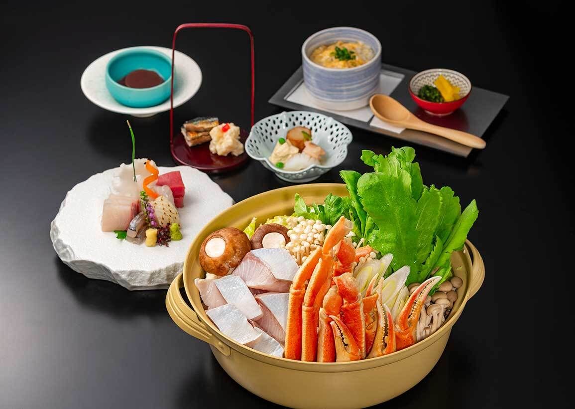 Yellowtail and Snow crab Hot pot (Lunch & Dinner) ※3 days Advance Reservation Required, Only for 2 or More