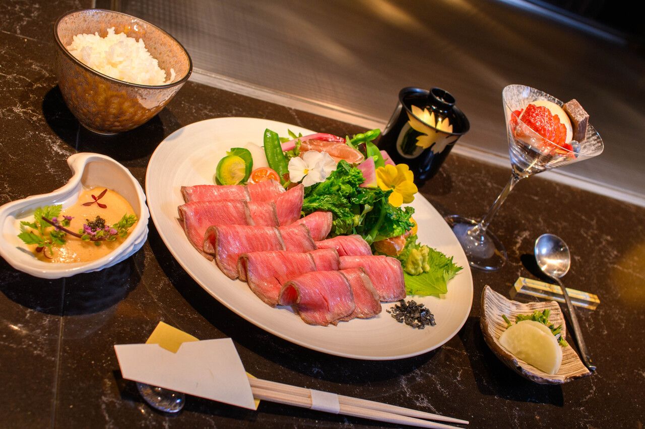 Chinese herbal medicine Wagyu roast beef