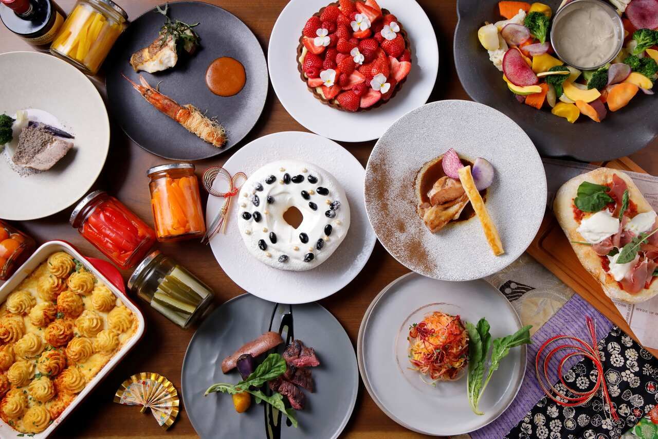 New Year's Lunch Buffet 25-26