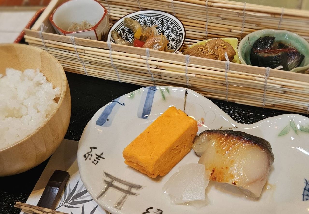 긴구 니시 쿄 야키 밥솥