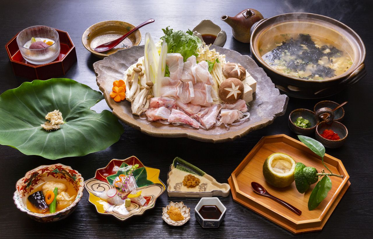 Hōhō (宝豊, pronounced "Hoh-hoh")