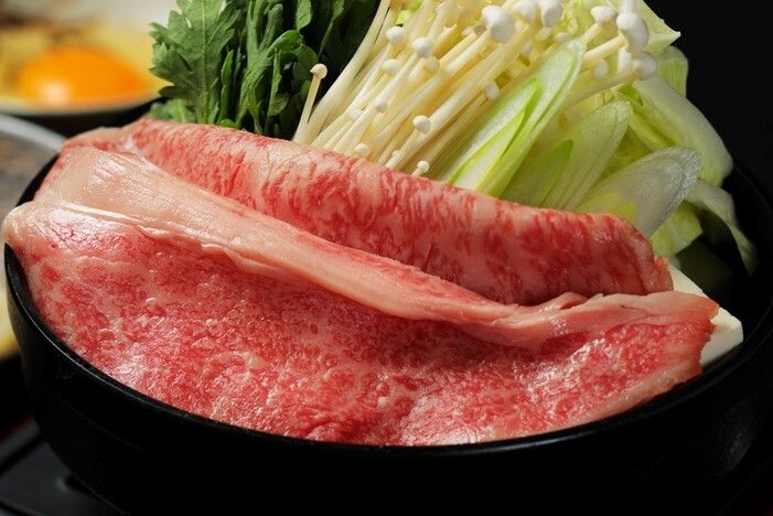 【予約限定★贅沢ランチ！】厳選神戸牛のすき焼き御膳