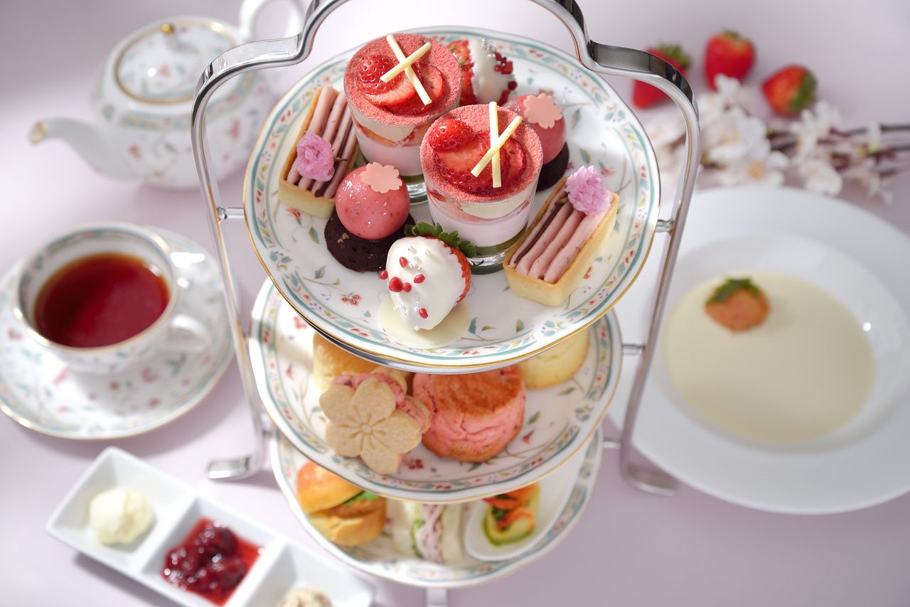 桜×ストロベリーアフタヌーンティー2026