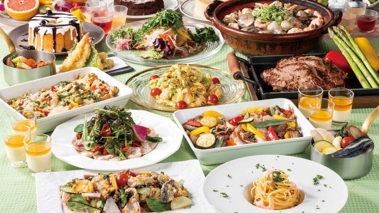 [Tuesday, January 6th - Weekday Lunch Buffet (Adults/No Time Limit)] All-you-can-eat low-temperature cooked roast beef and freshly fried tempura