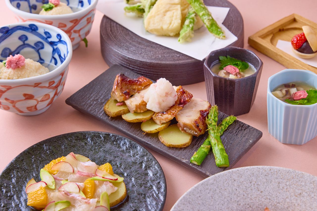 季節のコース【桜】乾杯ドリンク付き 4,000円