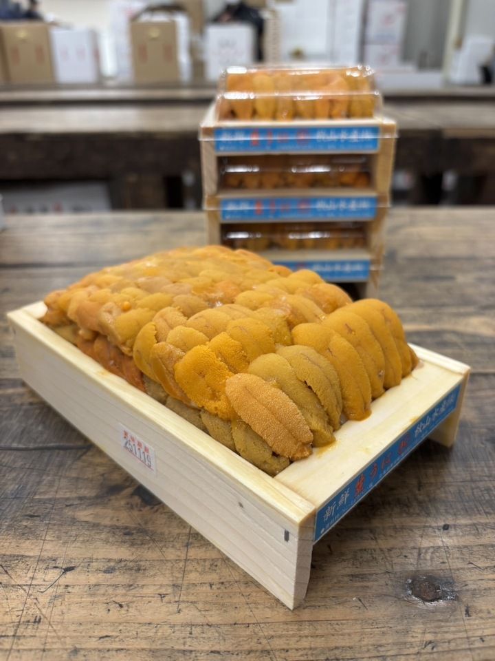 Recommended Course: Enjoy our recommended dishes, including 7 a la carte dishes and 13 pieces of chef's choice sushi.