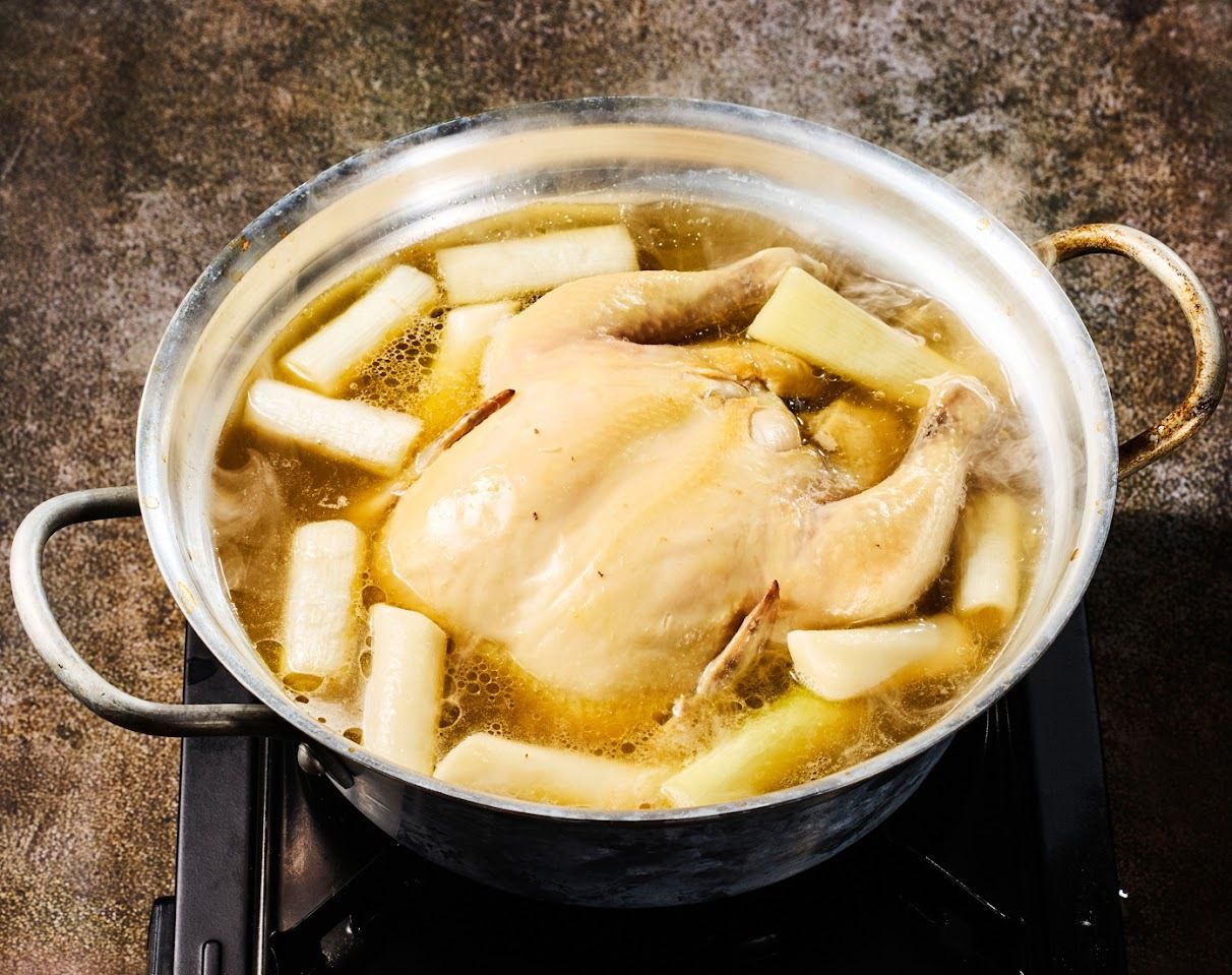 【当店のおススメ◎】タッカンマリ　1羽3,880円